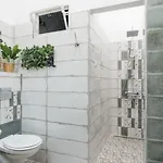 Design Near Keleti Railway Station * 부다페스트