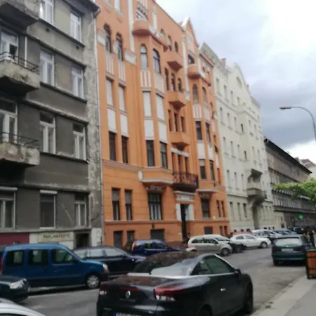Design Near Keleti Railway Station Apartmán *