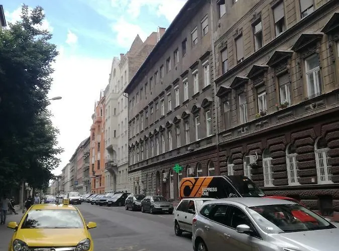 Lejlighed Design Near Keleti Railway Station Budapest